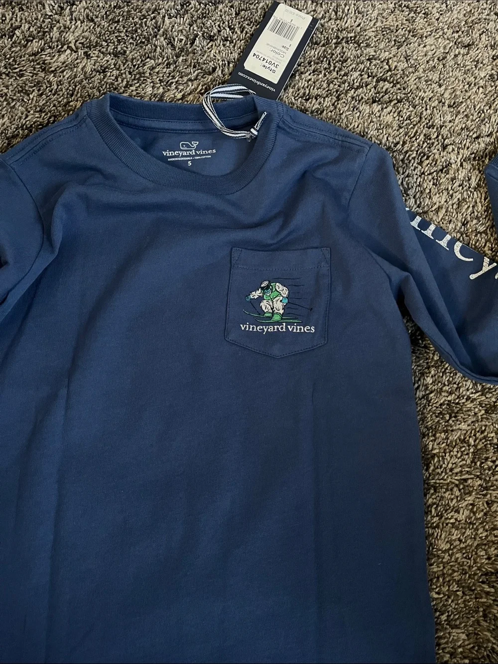 Vineyard Vines YETI Navy Long-Sleeve Tee with Skier! New. Size 5!